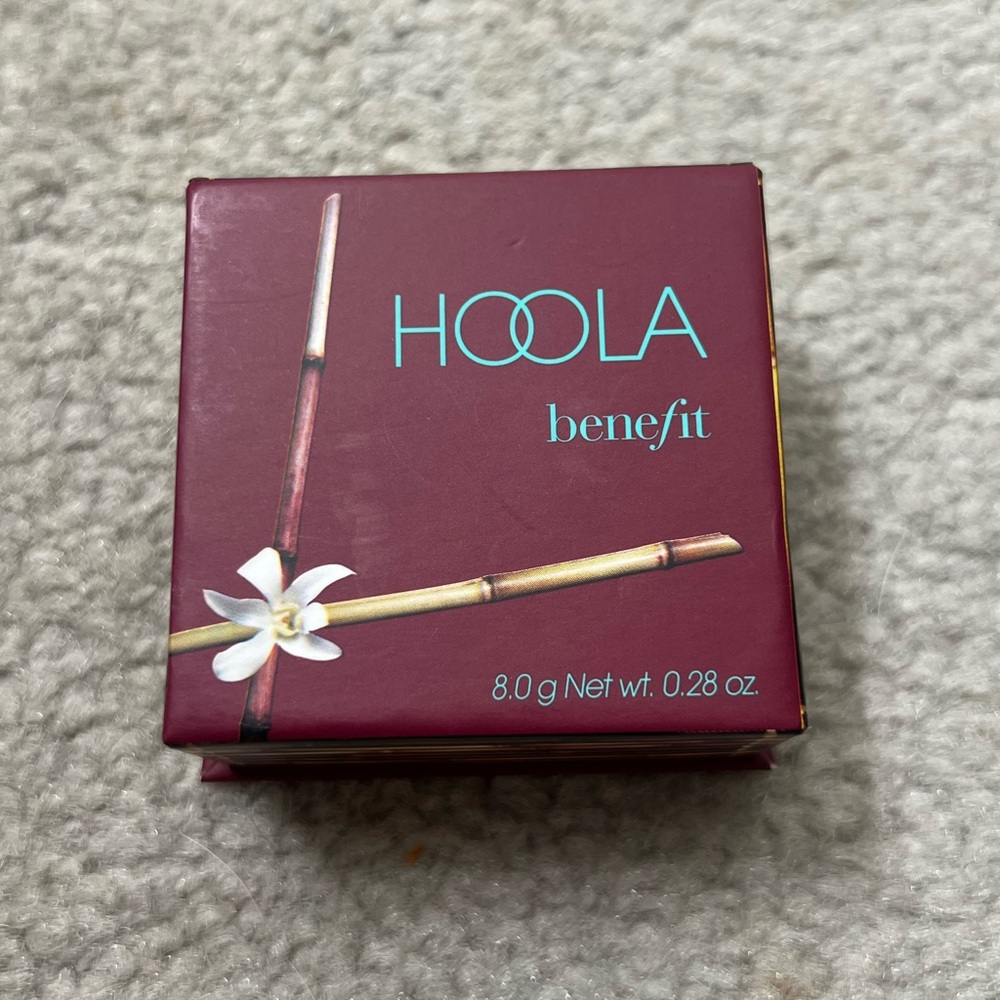 NEW IN BOX! Benefit Hoola Bronzing Powder Original